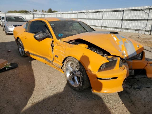 Salvage cars for sale from Copart Bakersfield, CA: 2008 Ford Mustang GT