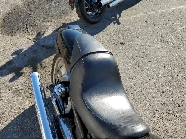 2004 HARLEY-DAVIDSON VRSCB 1HD1HBZ304K802773