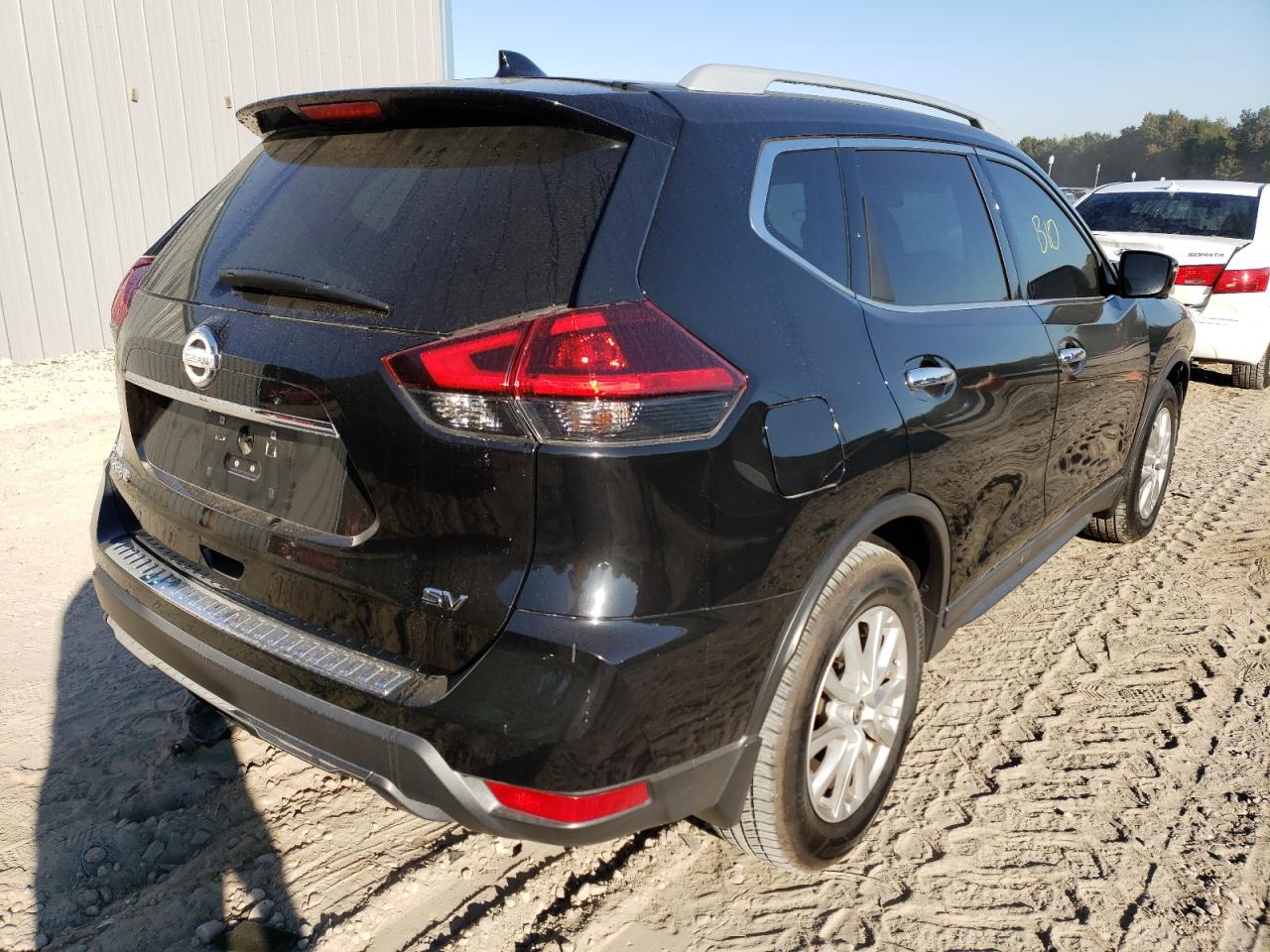 5N1AT2MT8JC757042 NISSAN ROGUE 2018