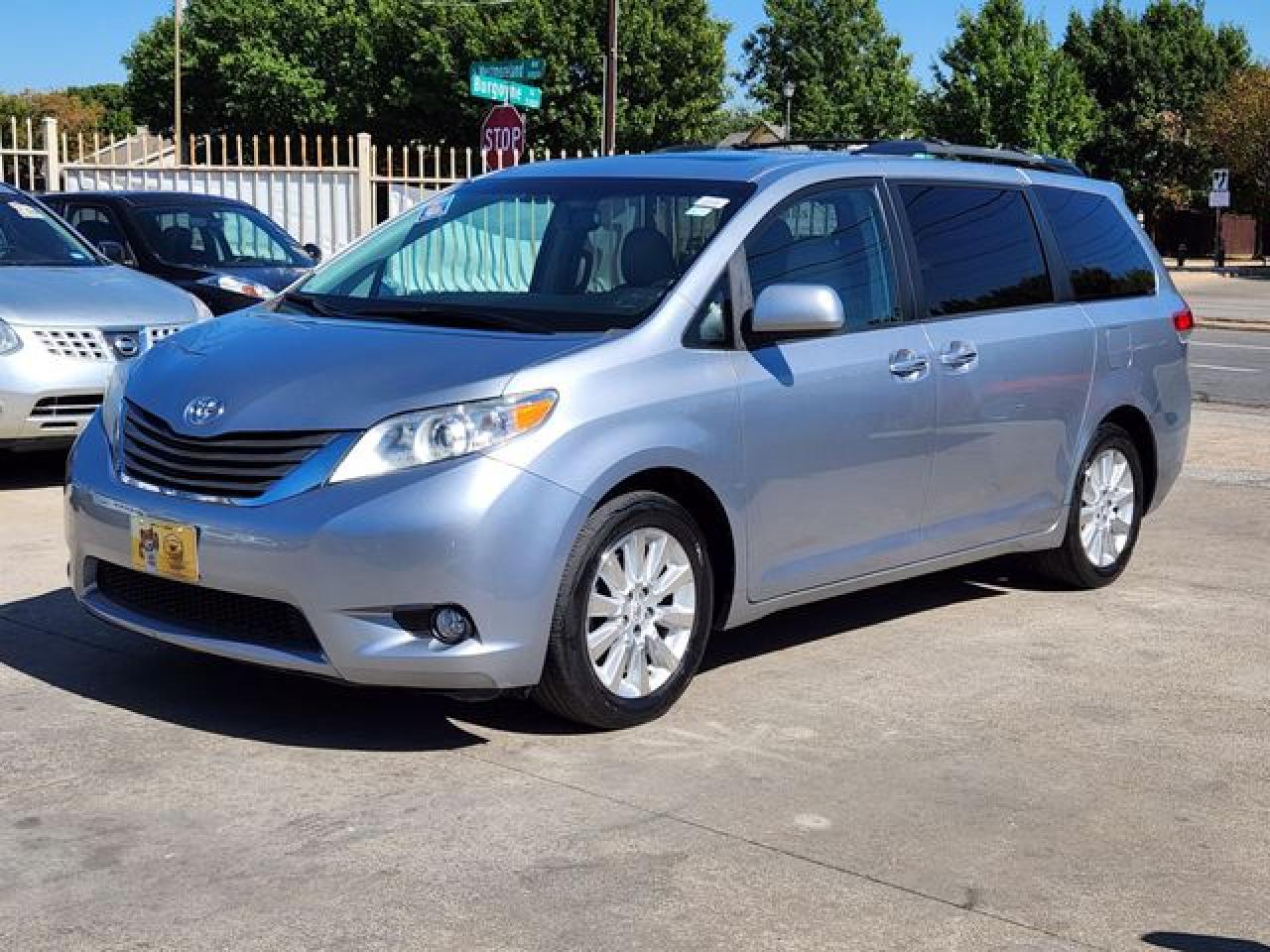 2011 Toyota Sienna Xle VIN: 5TDDK3DCXBS014988 Lot: 64779042