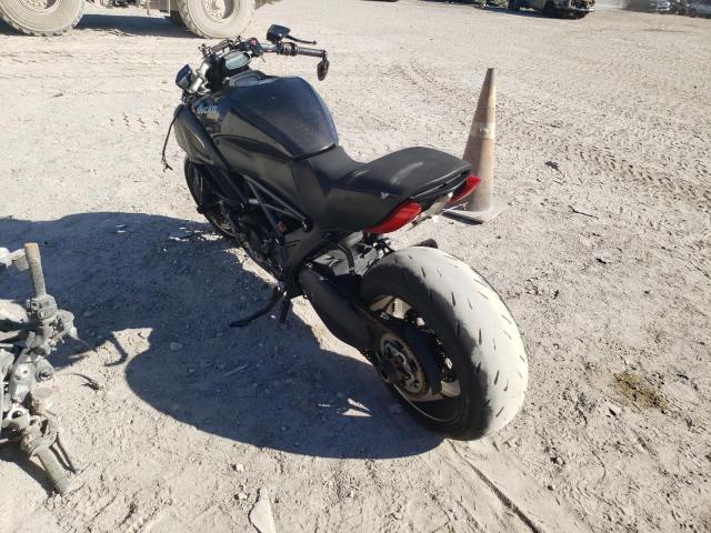 2011 DUCATI DIAVEL ZDM13BLW4BB000859