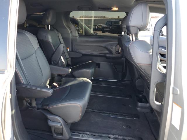 2021 TOYOTA SIENNA XSE 5TDDRKEC8MS055384