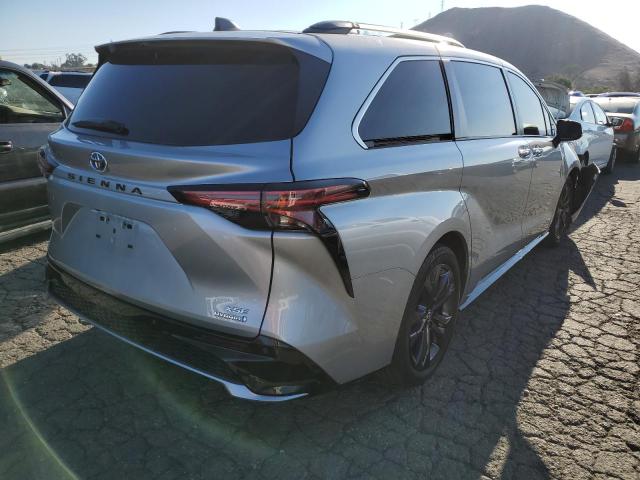 2021 TOYOTA SIENNA XSE 5TDDRKEC8MS055384