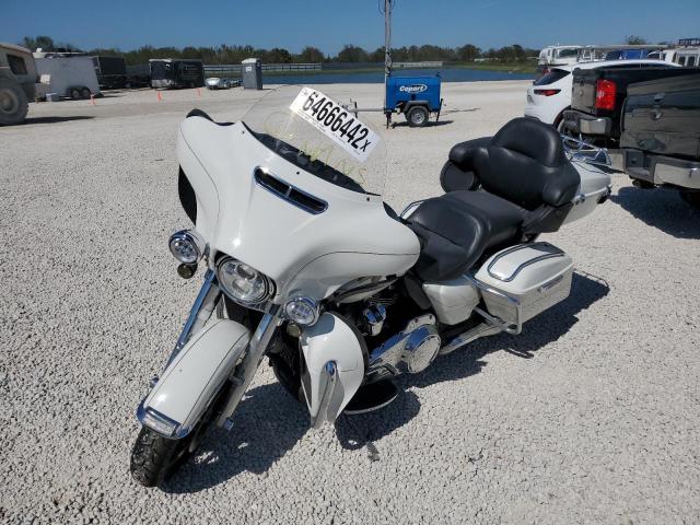 2017 HARLEY-DAVIDSON FLHTK SHRI 1HD1KND15HB672472