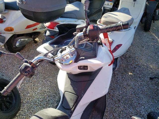 2015 HONDA PCX 150 RLHKF1806FY001116