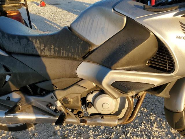 2010 HONDA NT700 V VTMRC5228AE000187