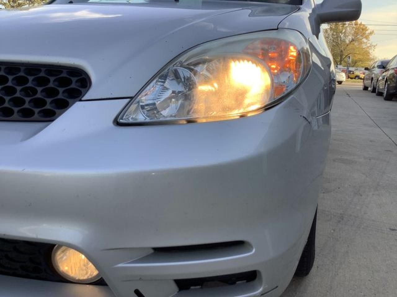 2004 Toyota Corolla Matrix Base VIN: 2T1LR32E84C317680 Lot: 64907792