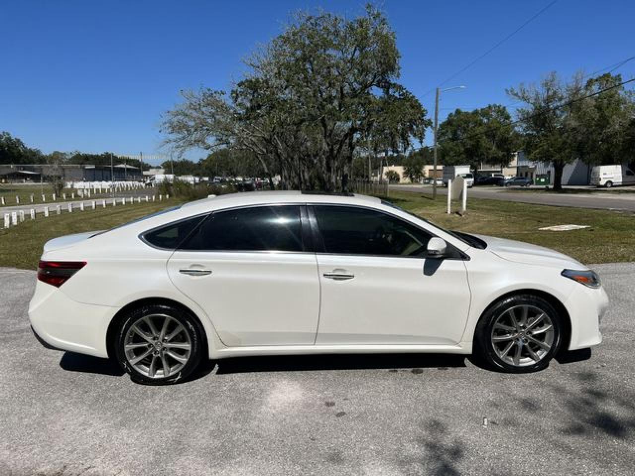 2014 Toyota Avalon Base VIN: 4T1BK1EB4EU125954 Lot: 64854482