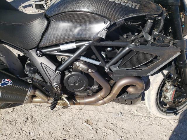 2011 DUCATI DIAVEL ZDM13BLW4BB000859