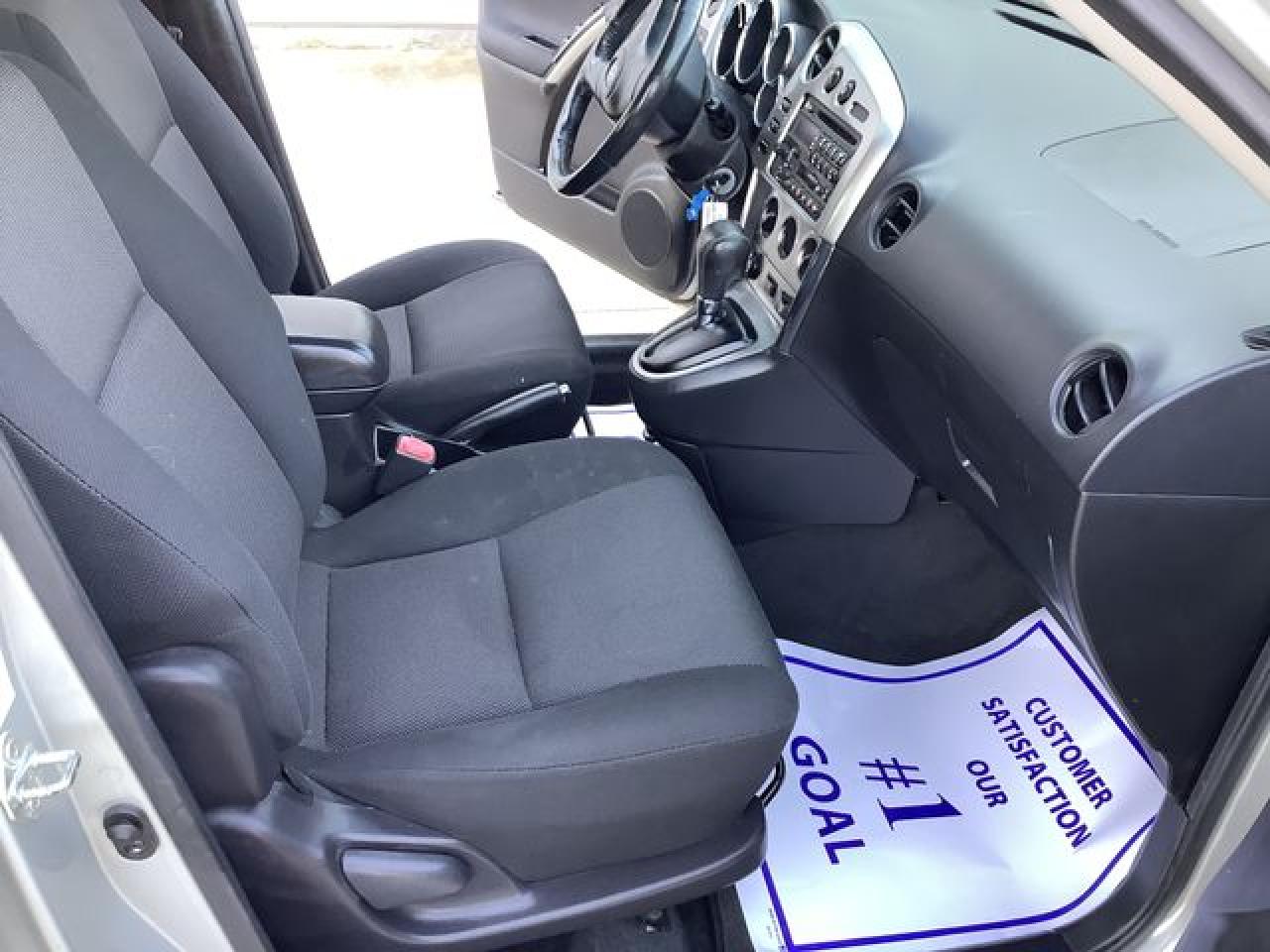 2004 Toyota Corolla Matrix Base VIN: 2T1LR32E84C317680 Lot: 64907792