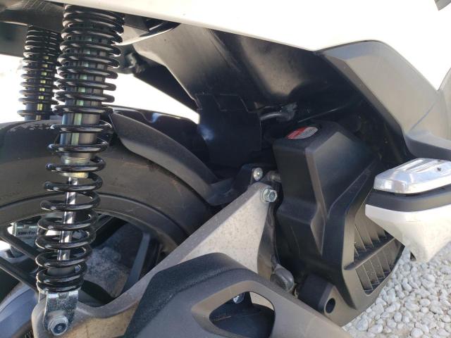 2018 HONDA PCX 150 RLHKF1803JY300779