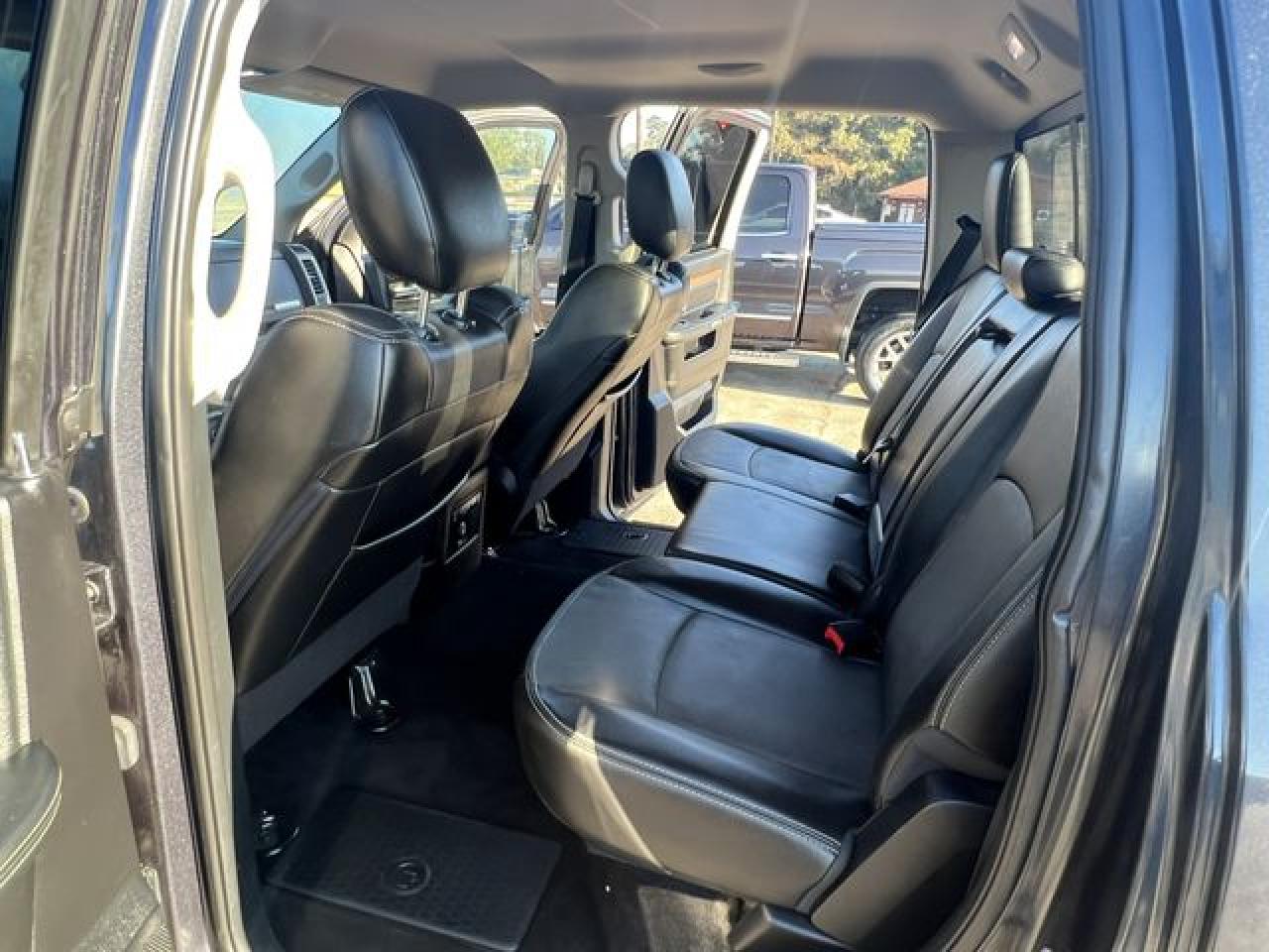 2014 Ram 1500 Laramie VIN: 1C6RR6NM1ES333161 Lot: 64890942