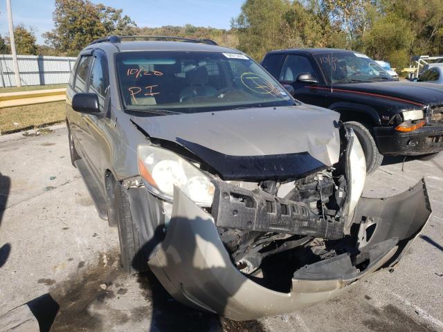 2009 Toyota Sienna CE