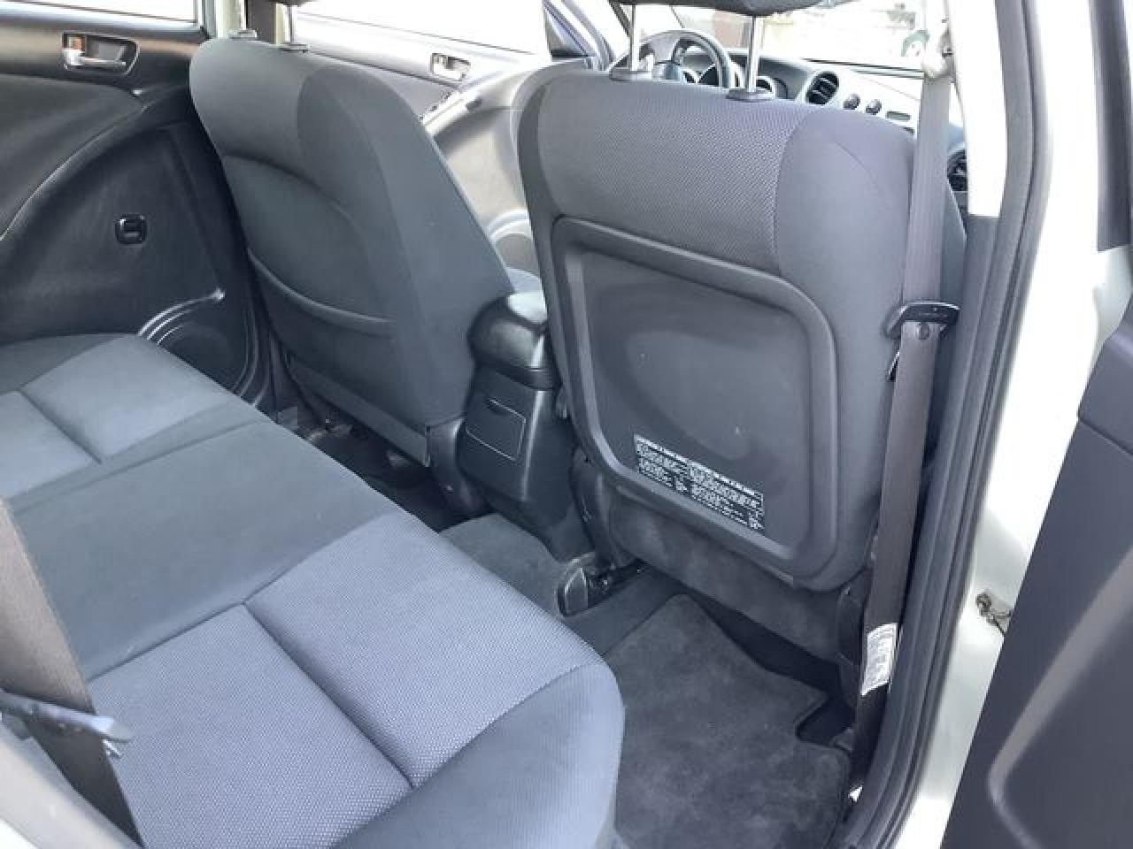 2004 Toyota Corolla Matrix Base VIN: 2T1LR32E84C317680 Lot: 64907792