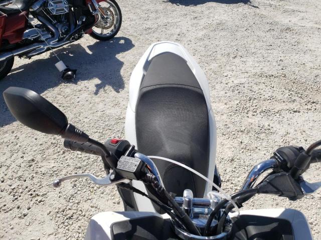 2018 HONDA PCX 150 RLHKF1803JY300779