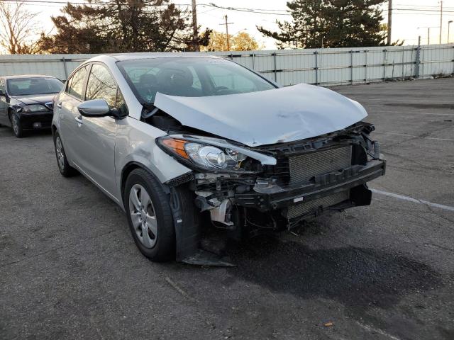 Salvage cars for sale from Copart Moraine, OH: 2016 KIA Forte LX