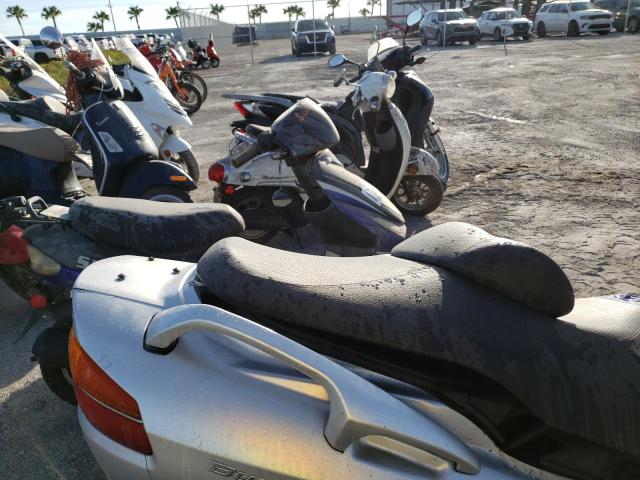 2004 SUZUKI AN650 K3 JS1CP51A942101328