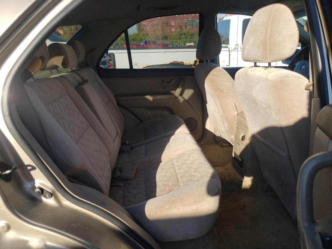 2004 Kia Sorento Ex VIN: KNDJC733645255965 Lot: 64244792