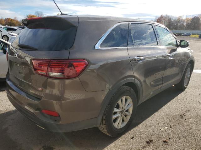 VIN 5XYPG4A35KG564475 2019 KIA SORENTO no.4