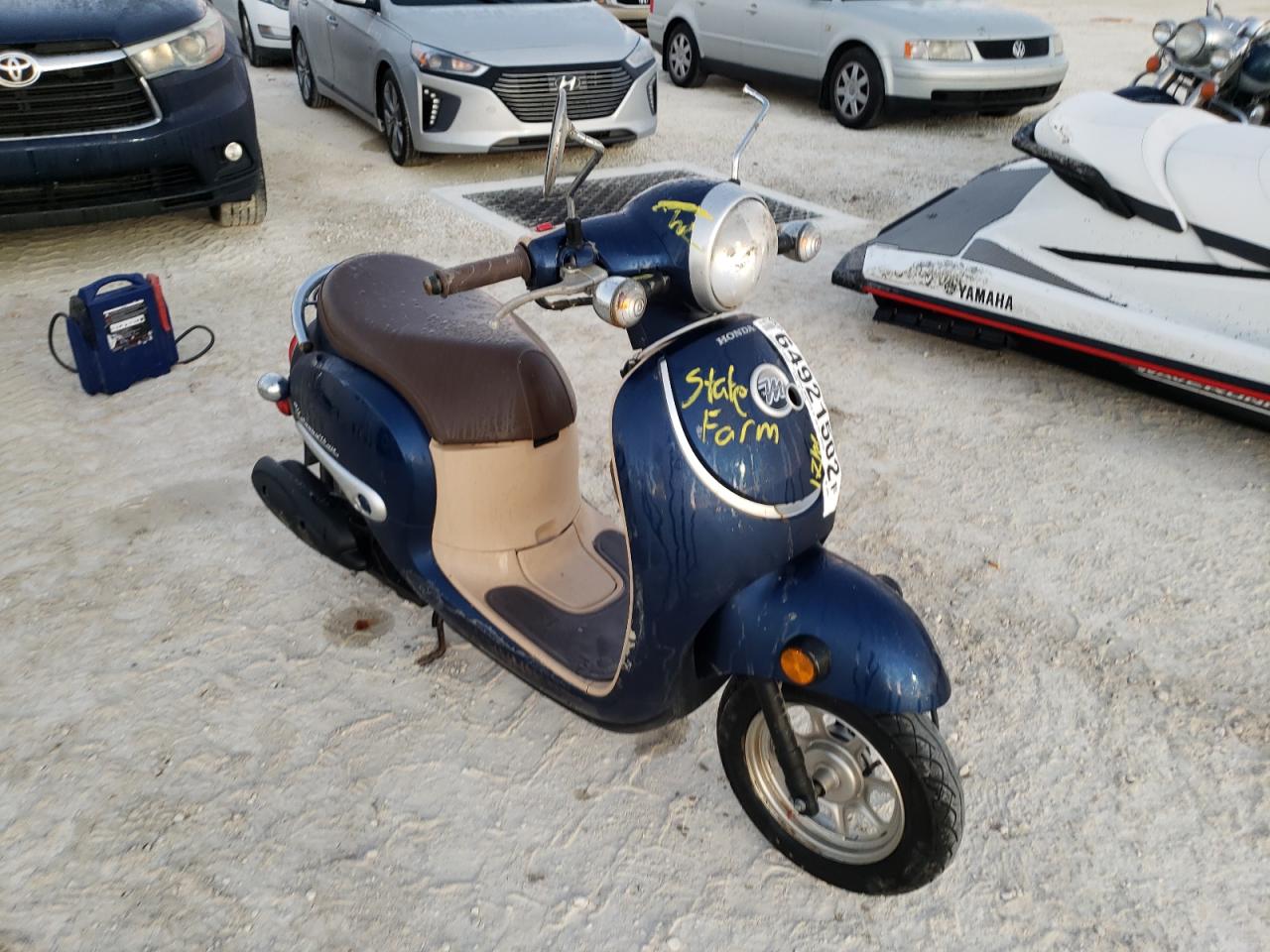 JH2AF7711JK200019 HONDA NCW50 2018