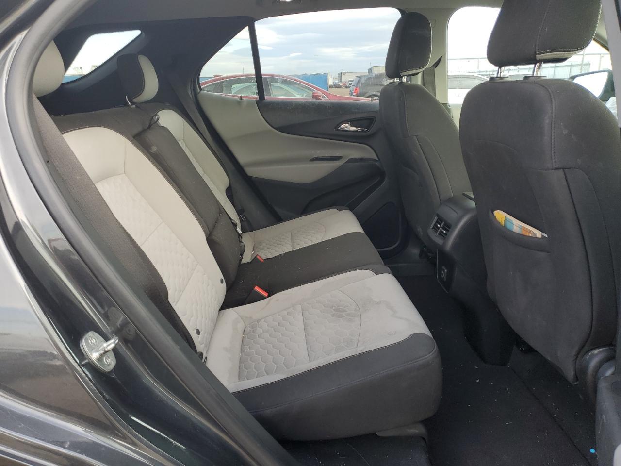 2GNAXUEV9K6197912 CHEVROLET EQUINOX 2019
