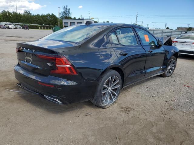 2022 VOLVO S60 B5 MOM 7JRL12TZ4NG177635