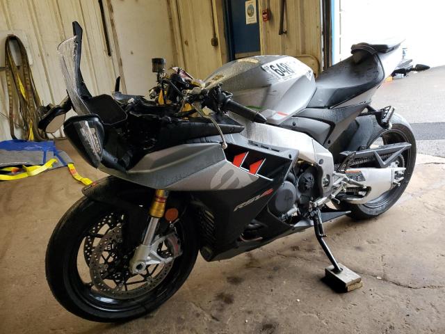 2022 APRILIA RSV4 1100 ZD4KYUA09NS000330