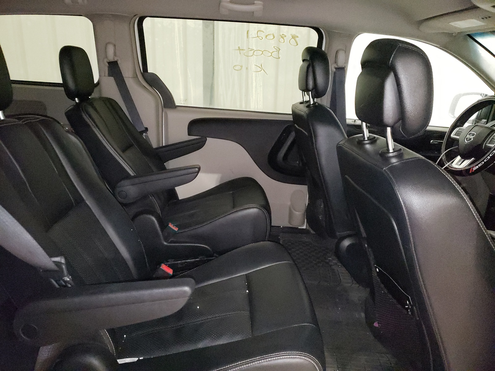 2C4RDGDG4HR783823 2017 Dodge Grand Caravan Crew