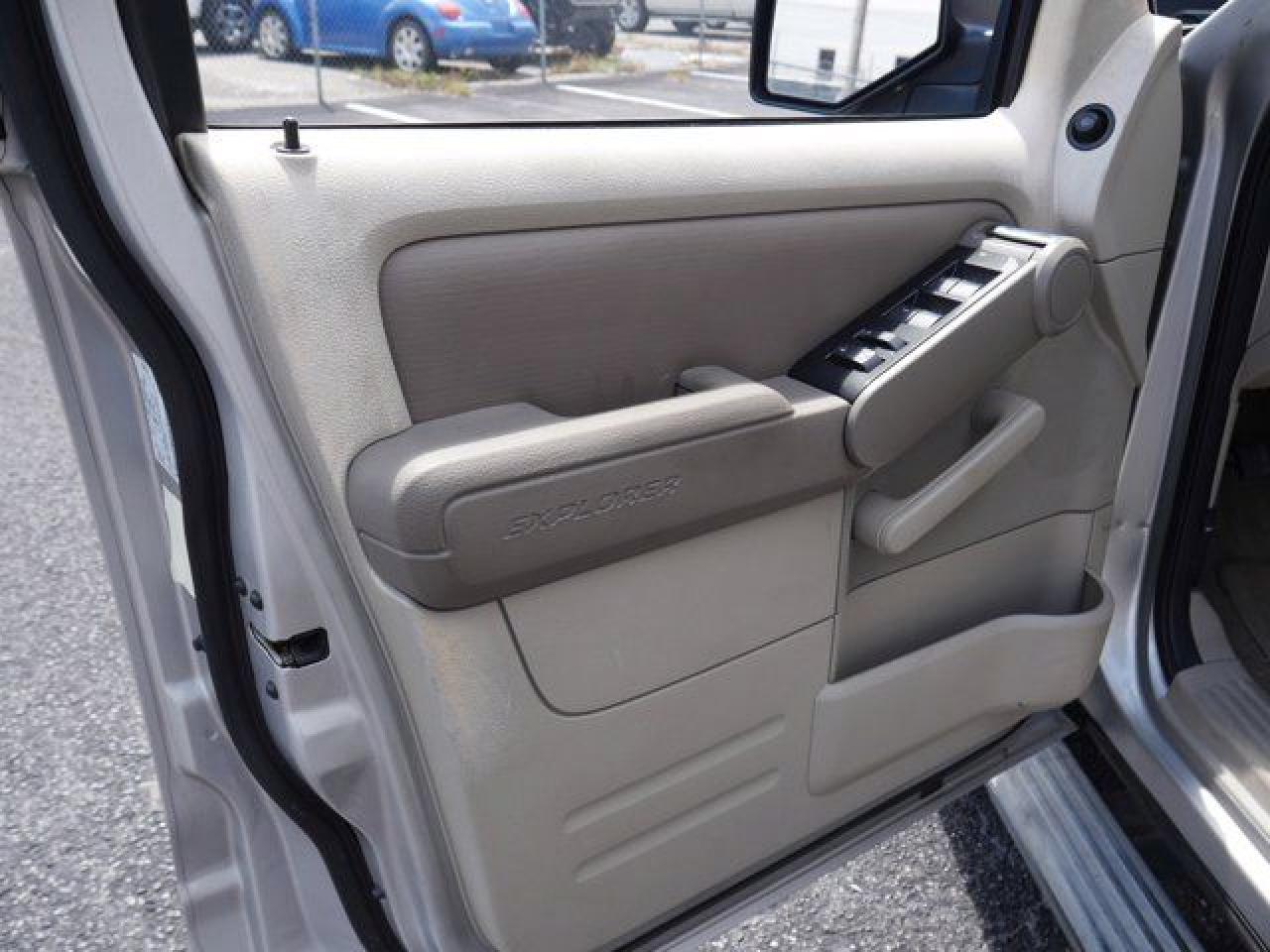2007 Ford Explorer Xlt VIN: 1FMEU73E57UB77846 Lot: 65128012