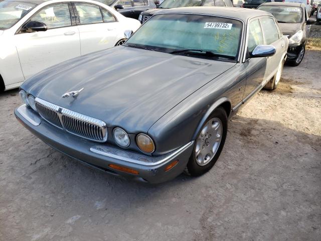 SAJDA24CX2LF44042 Jaguar XJ