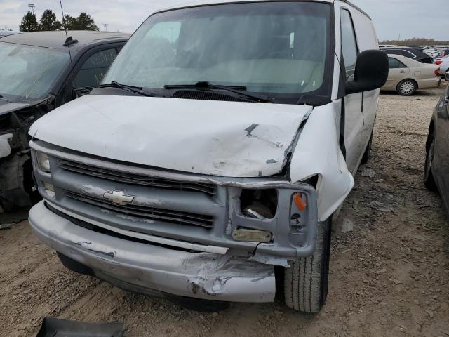 CHEVROLET EXPRESS G3 2002 white  gas 1GCHG35R721174006 photo #3