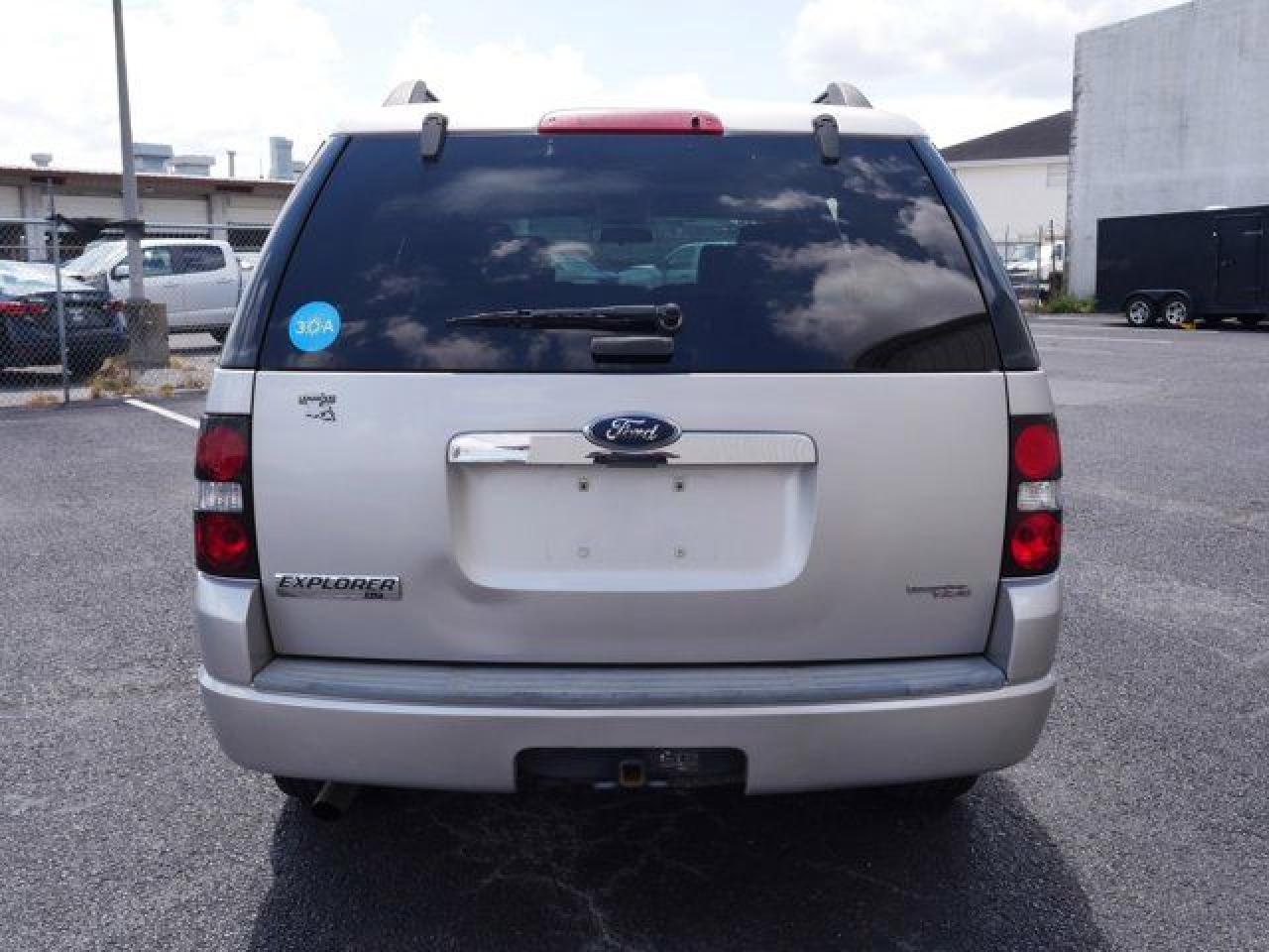 2007 Ford Explorer Xlt VIN: 1FMEU73E57UB77846 Lot: 65128012