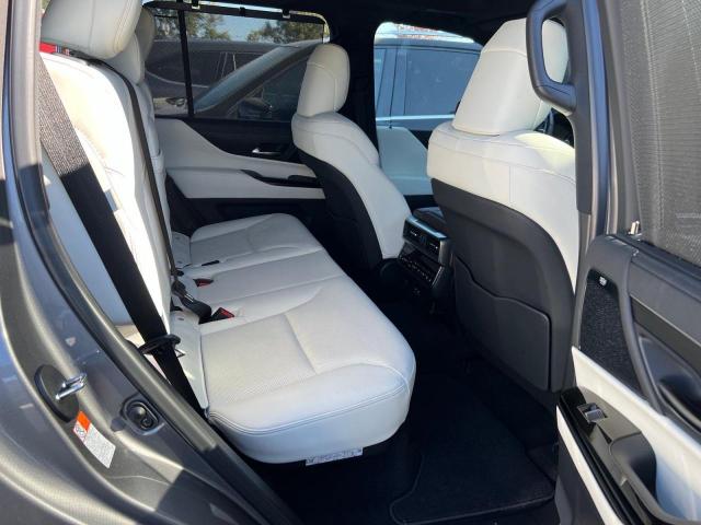2022 LEXUS LX 600 BAS JTJGB7CX8N4000738