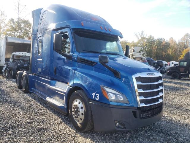 Salvage cars for sale from Copart Spartanburg, SC: 2019 Freightliner Cascadia 1