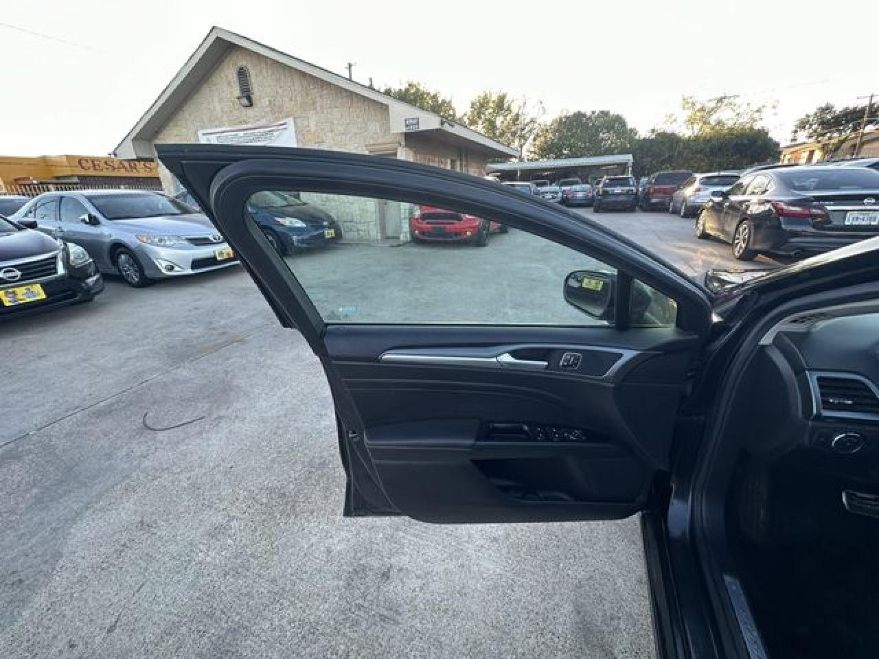 2013 Ford Fusion Titanium VIN: 3FA6P0D96DR126244 Lot: 65310902