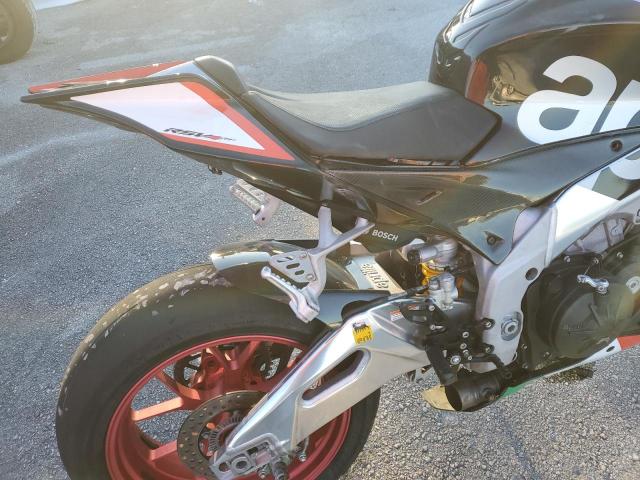 Aprilia rsv4 RF