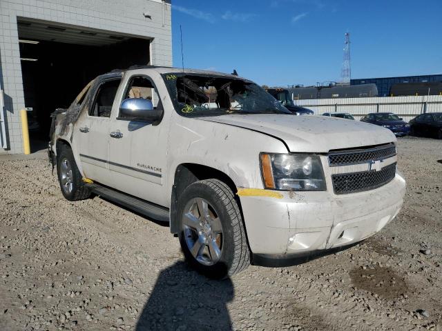 Salvage cars for sale from Copart Blaine, MN: 2011 Chevrolet Avalanche