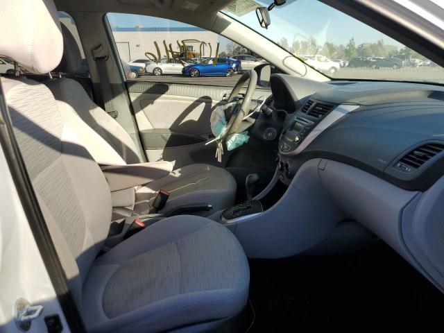 KMHCT5AE0HU363054 Hyundai ACCENT SE