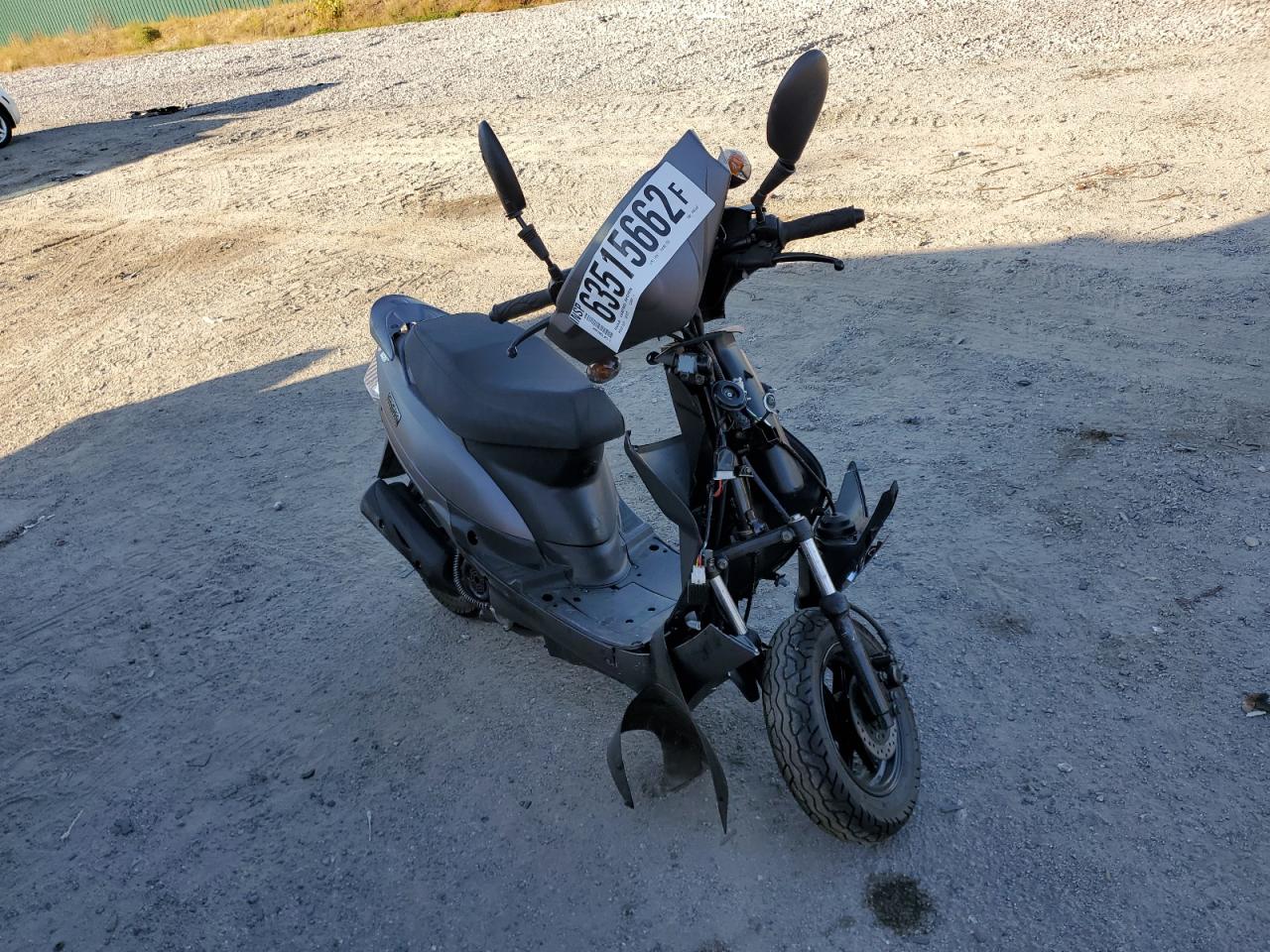 L4HCATA10N6000240 CHIC SCOOTER 2022