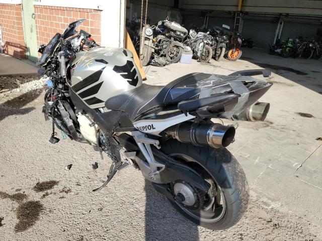 2005 HONDA VFR800 JH2RC46115M700221