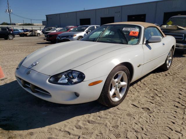 SAJGX2042XC042320 Jaguar XK8