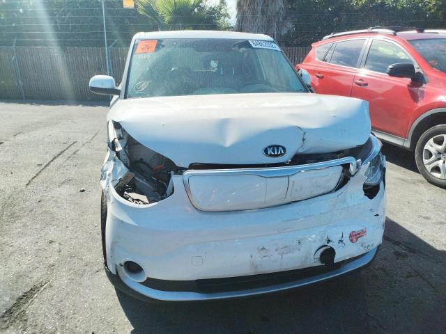 2018 KIA SOUL EV KNDJP3AE9J7026519