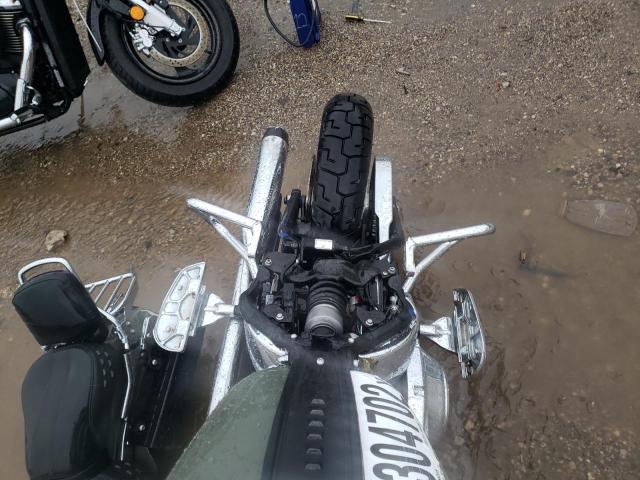 2021 HARLEY-DAVIDSON FLHC 1HD1YAJ11MB050456