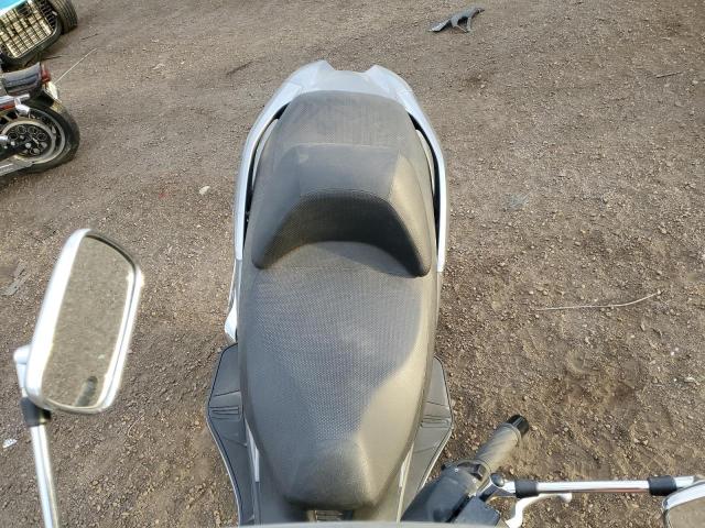 2007 SUZUKI AN400 JS1CK44A272102474