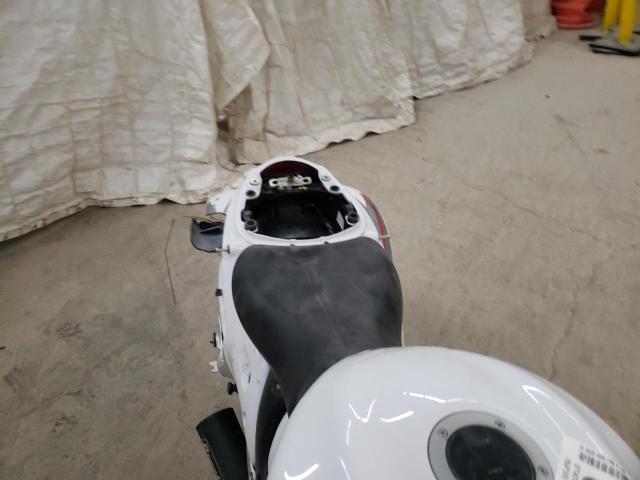 2012 SUZUKI GSX1300 R JS1GX72A8C2102187
