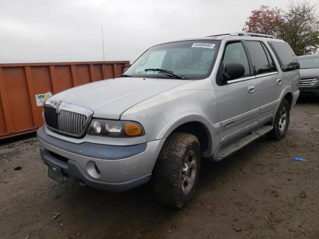 5LMPU28LXWLJ37606 Lincoln Navigator