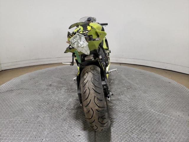 2016 YAMAHA YZFR6 C JYARJ16Y0GA010521