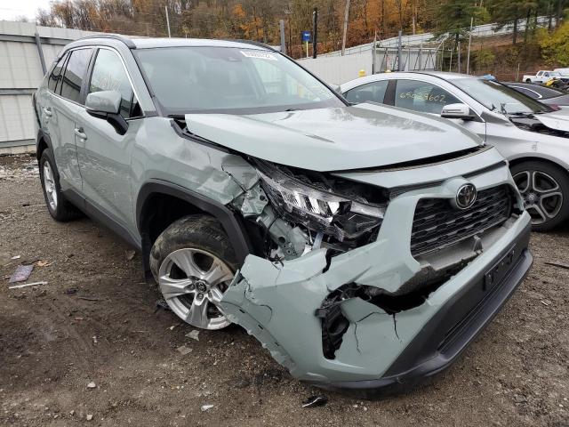 Salvage cars for sale from Copart West Mifflin, PA: 2020 Toyota Rav4 XLE