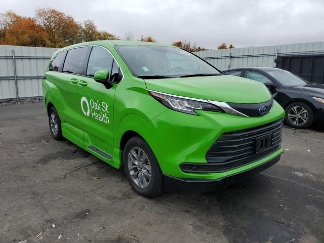 Toyota Sienna Green