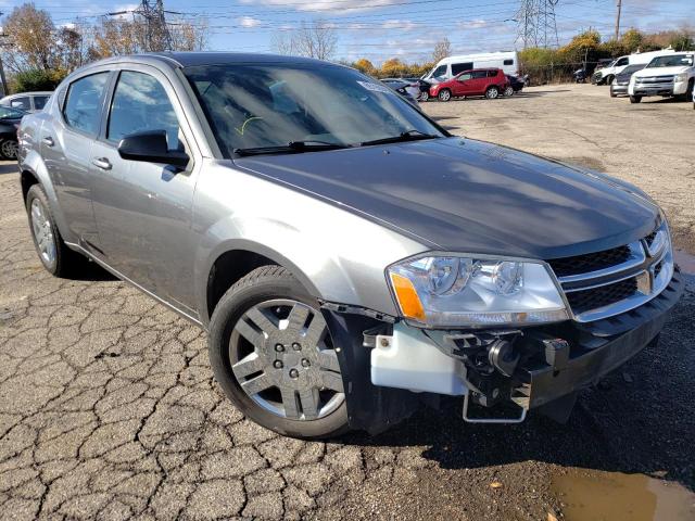 Salvage cars for sale from Copart Wheeling, IL: 2013 Dodge Avenger SE